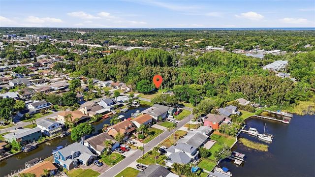 10 FRESHWATER DRIVE, Palm Harbor, FL 34684