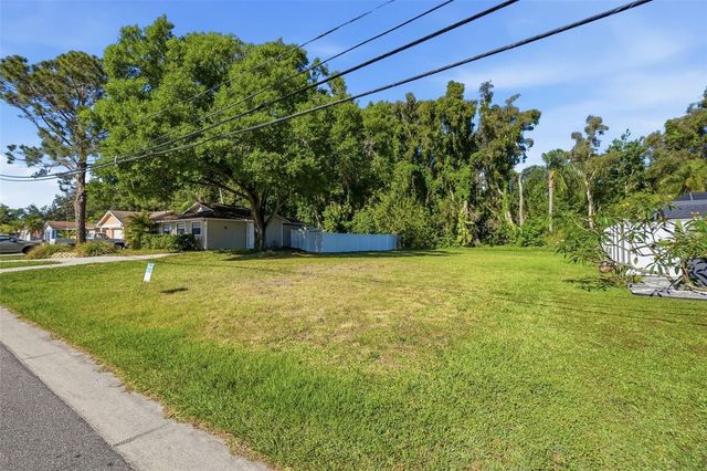 10 FRESHWATER DRIVE, Palm Harbor, FL 34684