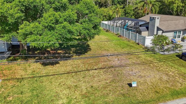 10 FRESHWATER DRIVE, Palm Harbor, FL 34684