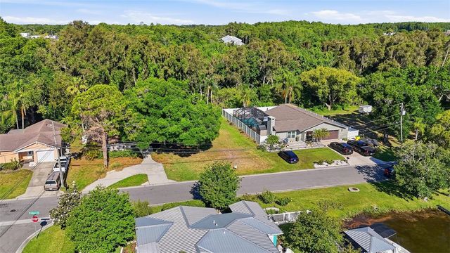 10 FRESHWATER DRIVE, Palm Harbor, FL 34684