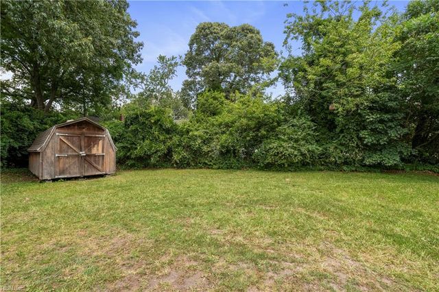 41 Irwin ST, Portsmouth, VA 23702