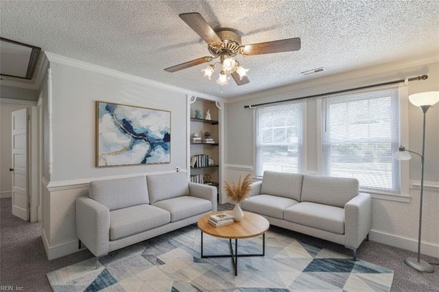 41 Irwin ST, Portsmouth, VA 23702