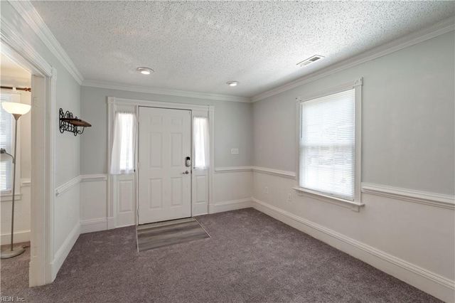 41 Irwin ST, Portsmouth, VA 23702