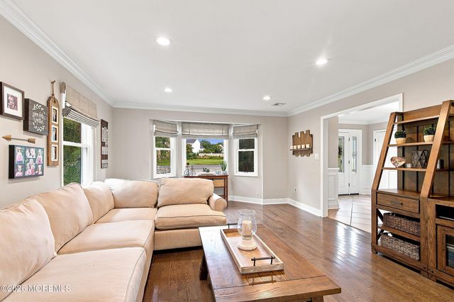 11 Sir Paul Court, Middletown, NJ 07748