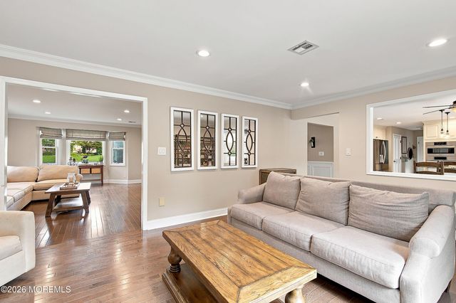 11 Sir Paul Court, Middletown, NJ 07748
