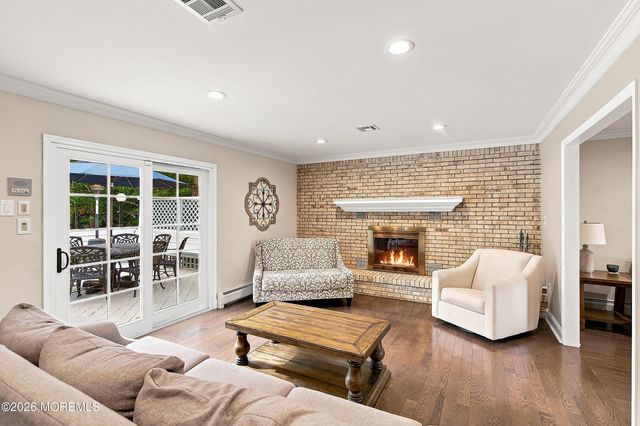 11 Sir Paul Court, Middletown, NJ 07748