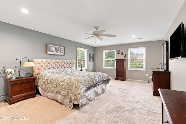 11 Sir Paul Court, Middletown, NJ 07748