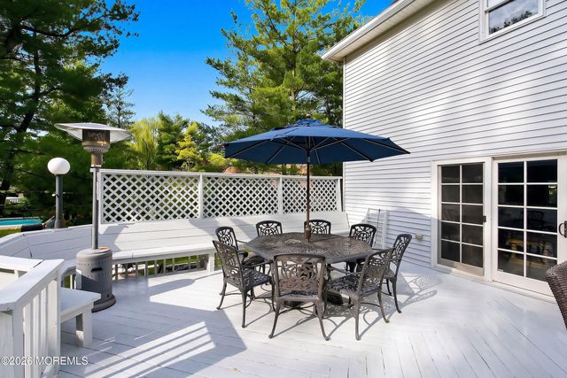 11 Sir Paul Court, Middletown, NJ 07748