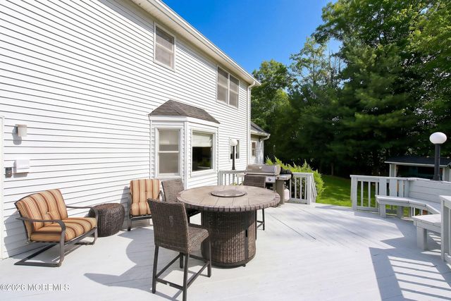 11 Sir Paul Court, Middletown, NJ 07748