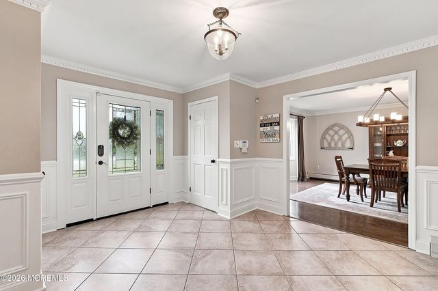 11 Sir Paul Court, Middletown, NJ 07748
