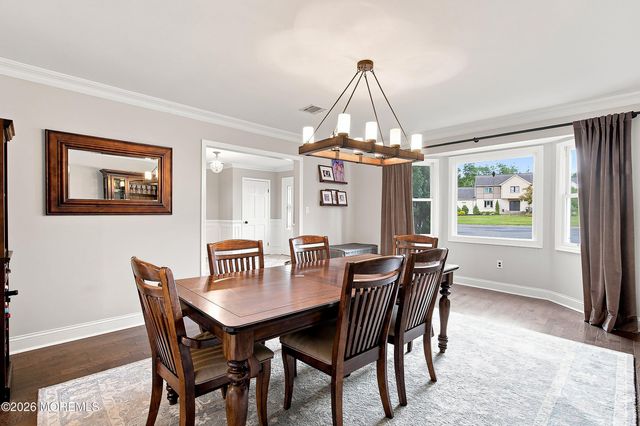 11 Sir Paul Court, Middletown, NJ 07748