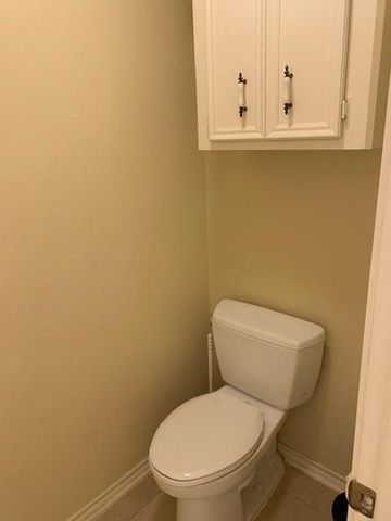 1922 20th Street, Huntsville, TX 77340