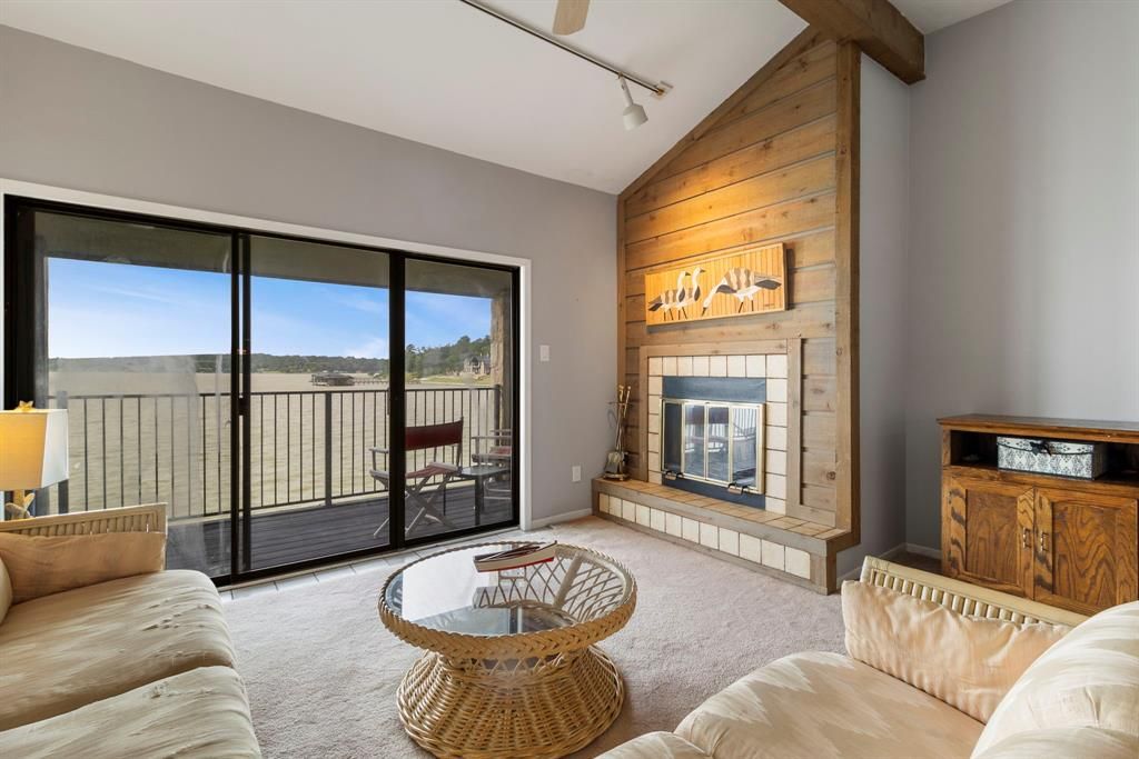 260 Walnut Point Drive 303B, Coldspring, TX 77331
