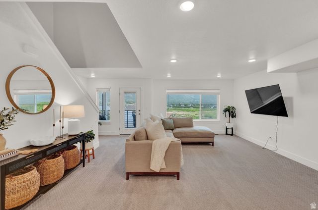 3078 N BEND LN, Layton, UT 84040