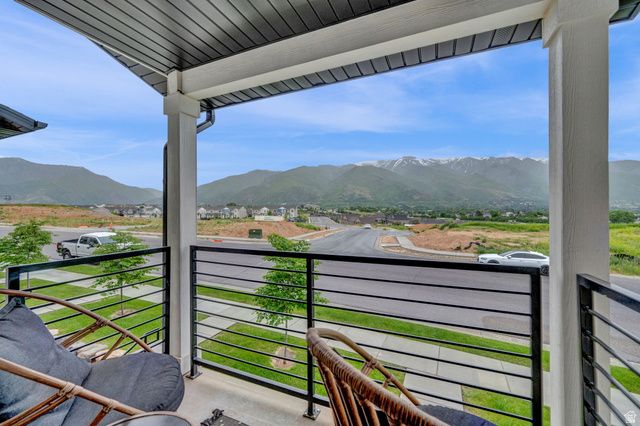 3078 N BEND LN, Layton, UT 84040