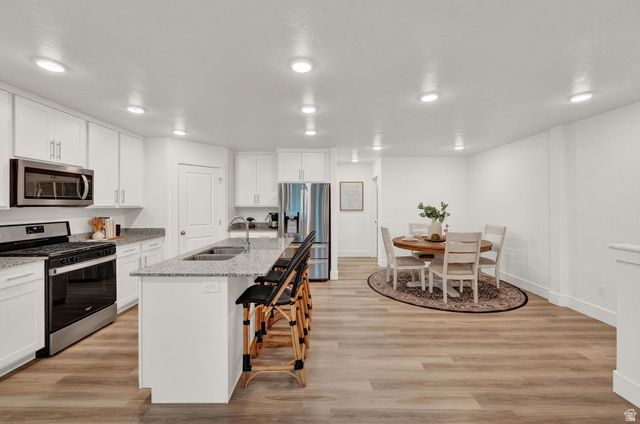 3078 N BEND LN, Layton, UT 84040