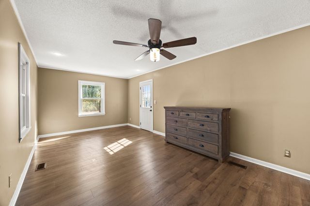 123 Quail Dr, Lawrenceburg, TN 38464