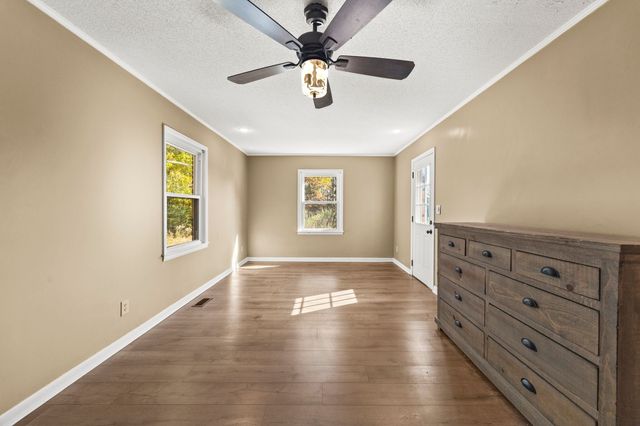 123 Quail Dr, Lawrenceburg, TN 38464