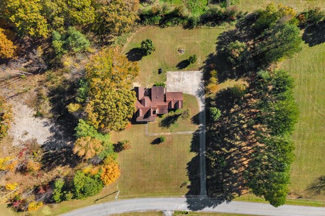 123 Quail Dr, Lawrenceburg, TN 38464