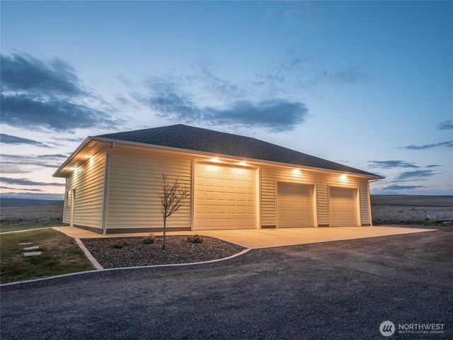 23201 Road 12 NW, Quincy, WA 98848