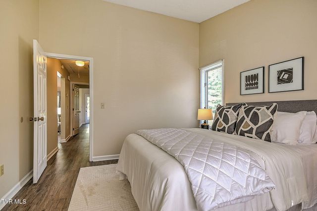 130 Quail Run 130, Bristol, VA 24201