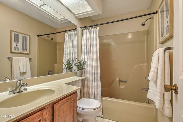 130 Quail Run 130, Bristol, VA 24201