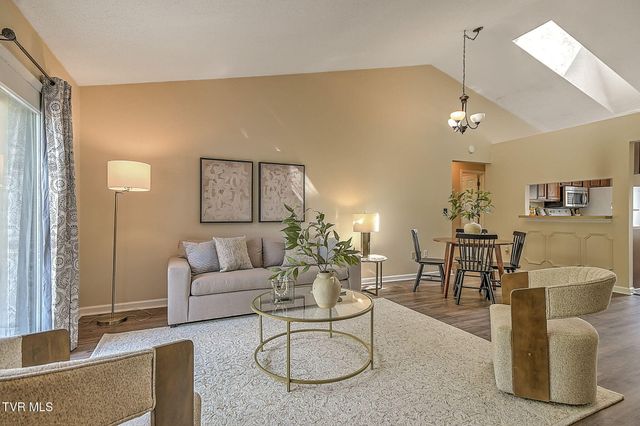 130 Quail Run 130, Bristol, VA 24201