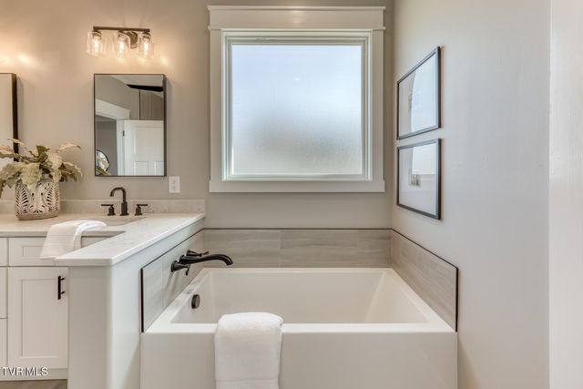 3 Sweet Pea Terrace, Johnson City, TN 37615