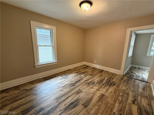897 Polk Avenue, Akron, OH 44314
