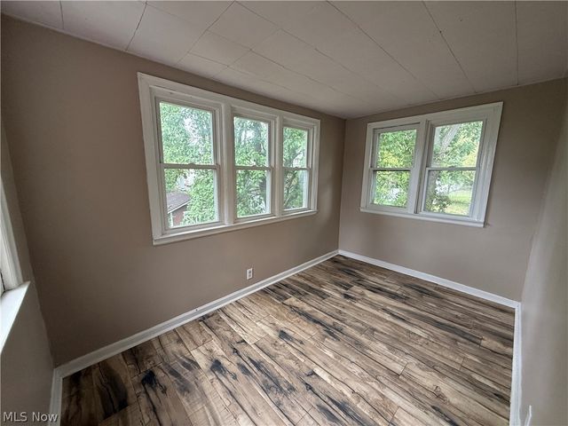 897 Polk Avenue, Akron, OH 44314