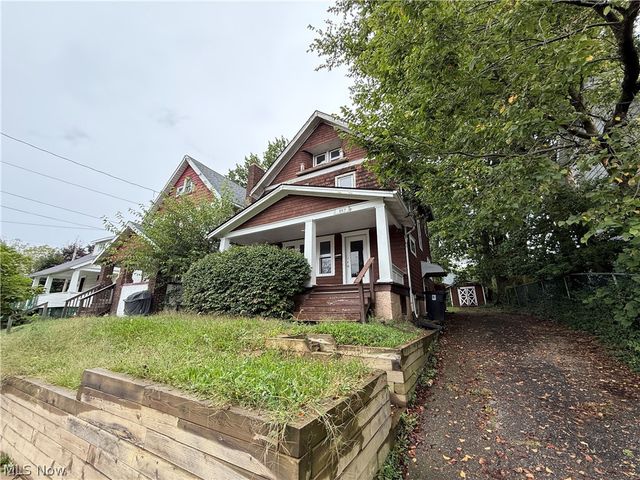 897 Polk Avenue, Akron, OH 44314