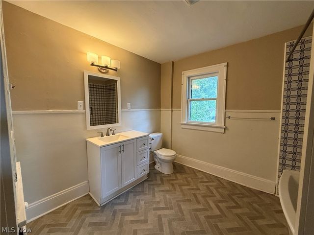 897 Polk Avenue, Akron, OH 44314