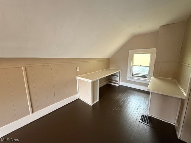 897 Polk Avenue, Akron, OH 44314