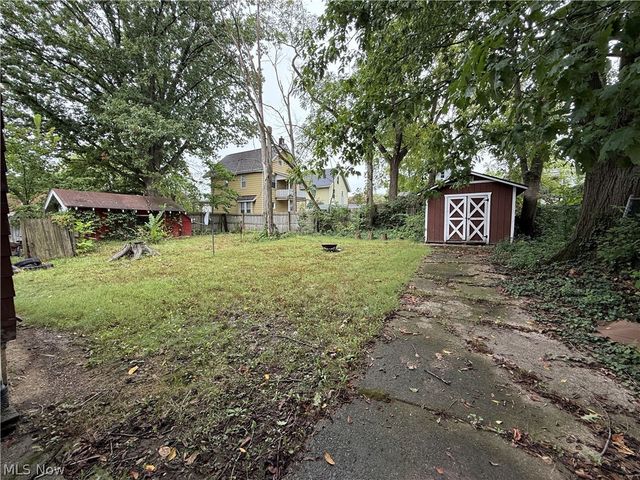 897 Polk Avenue, Akron, OH 44314