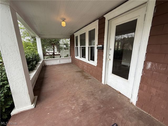 897 Polk Avenue, Akron, OH 44314
