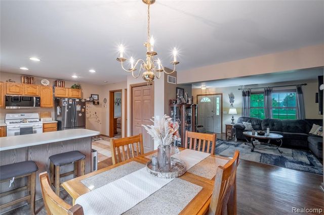 3174 E Frances Road, Clio, MI 48420