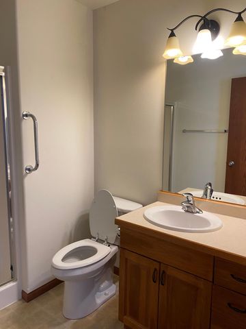 606 32nd Street N, Moorhead, MN 56560