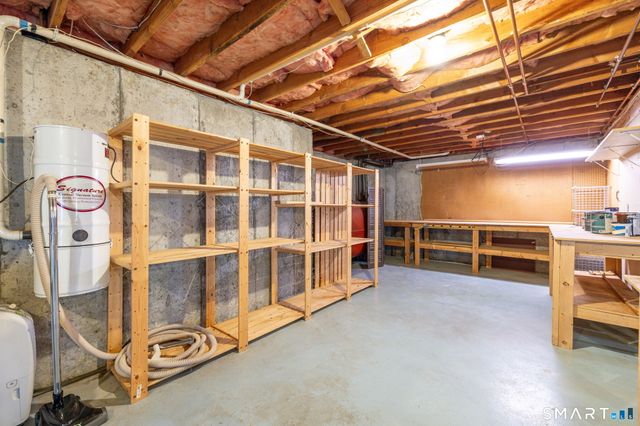 559 West Main Street, Hebron, CT 06231