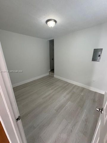 1236 SW 4th Street, Miami, FL 33135
