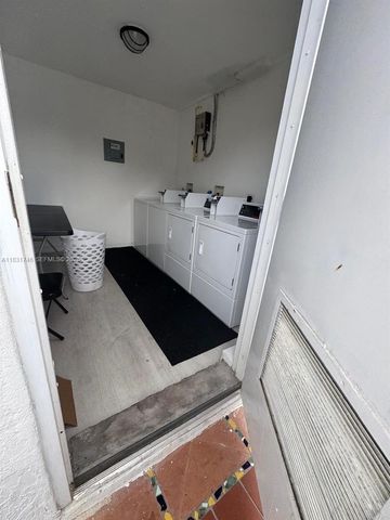 1236 SW 4th Street, Miami, FL 33135
