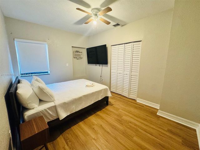 1236 SW 4th Street, Miami, FL 33135