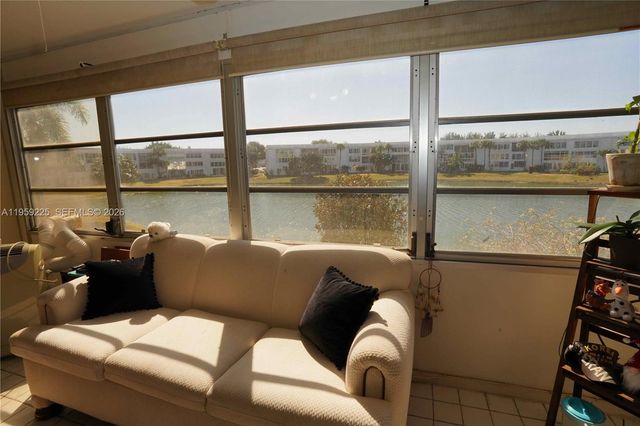 226 Wellington G G, West Palm Beach, FL 33417