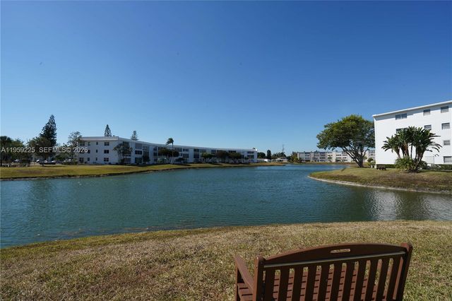 226 Wellington G G, West Palm Beach, FL 33417