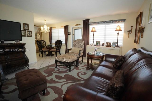 226 Wellington G G, West Palm Beach, FL 33417