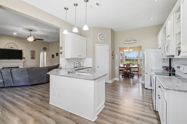 2912 Thousand Oaks Drive, Anna, TX 75409