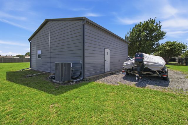 2912 Thousand Oaks Drive, Anna, TX 75409