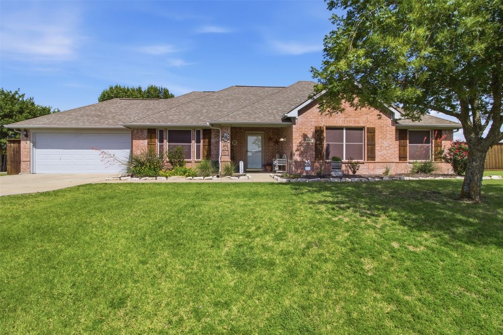 2912 Thousand Oaks Drive, Anna, TX 75409