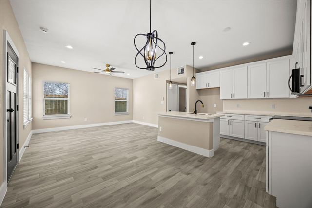 9923 Fillmore Street, Houston, TX 77029