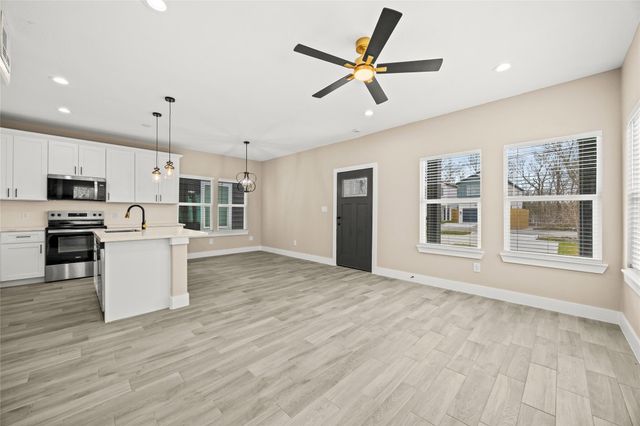 9923 Fillmore Street, Houston, TX 77029