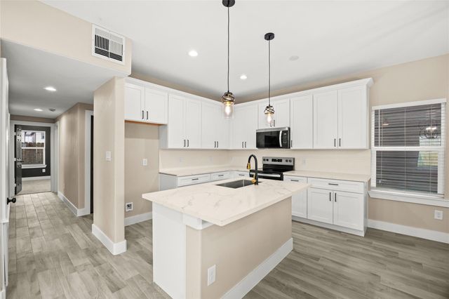 9923 Fillmore Street, Houston, TX 77029